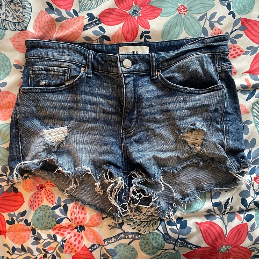 Buckle jean short